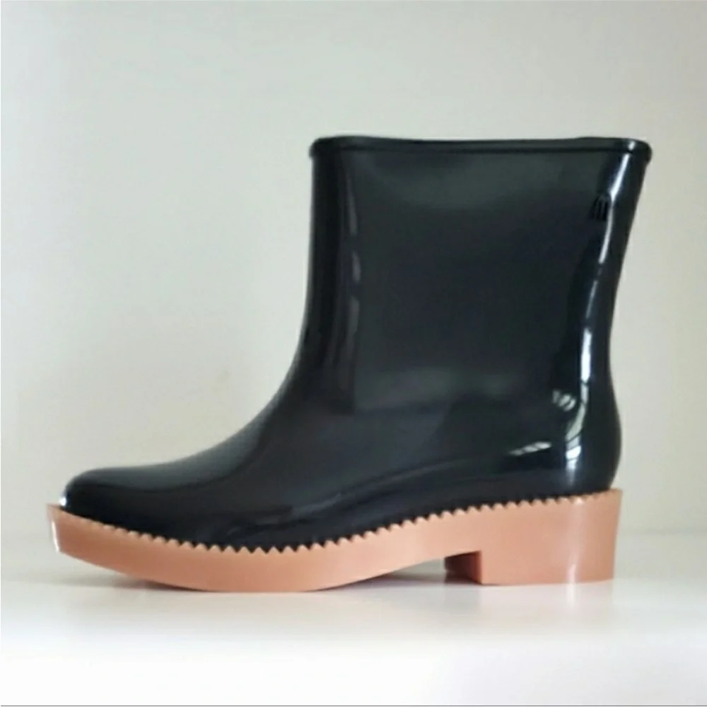 MELISSA Rain Drop Water Resistant Black Boot, size US9 | EUR40, NWOB - Picture 5 of 10